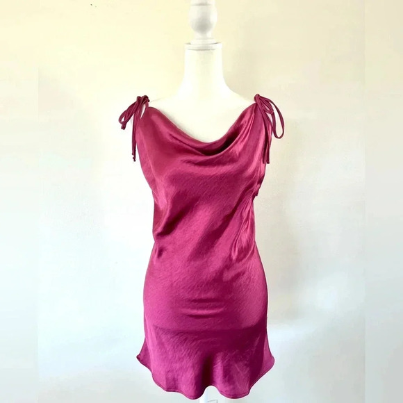 Motel Rocks Camara Dress in Magenta Pink‎ Satin Silky Tie Shoulder Mini Dress - Picture 4 of 10